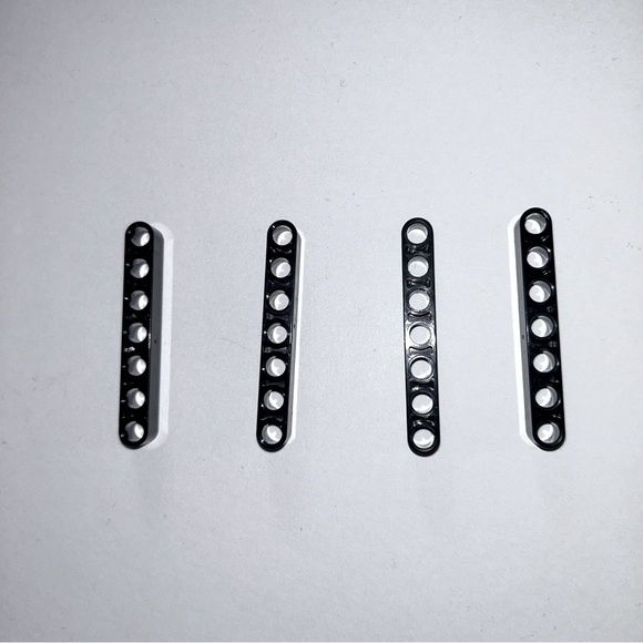 LEGO MINDSTORMS EV3 31313 Black Replacement Parts - Picture 1 of 3